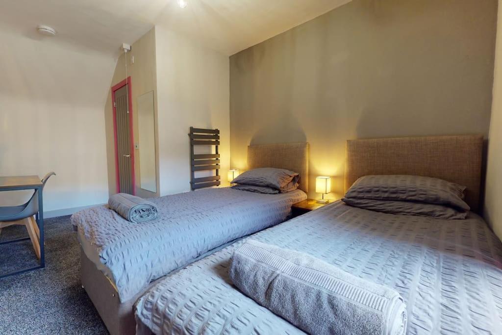Neat Retreat Graig Pontypridd别墅 外观 照片
