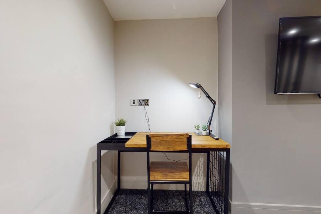 Neat Retreat Graig Pontypridd别墅 外观 照片